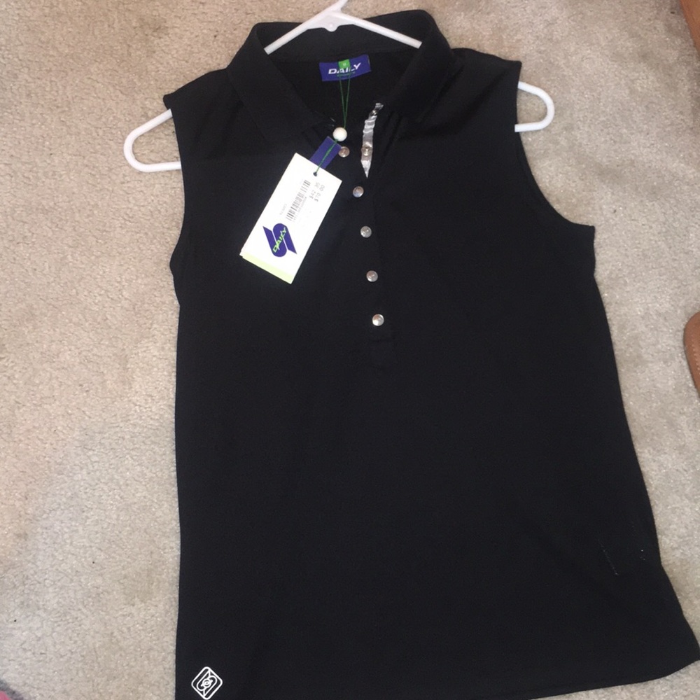 NEW WITH TAGS Black Daily Sports women’s tank